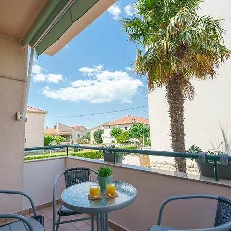 Family Petrov Apartman