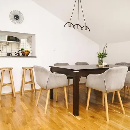 Family Petrov Vodice