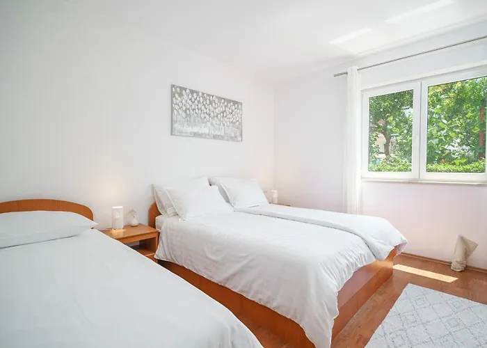 Family Petrov Apartman Vodice