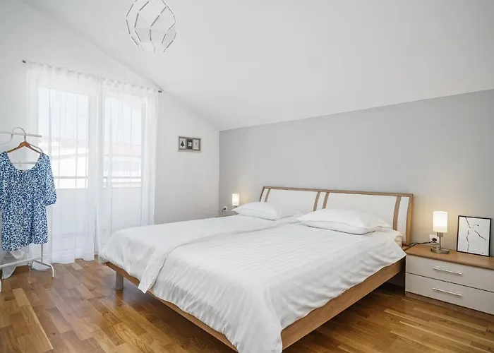 Family Petrov Vodice