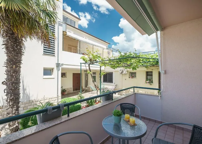 Family Petrov Appartement Vodice