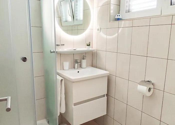 Family Petrov * Vodice